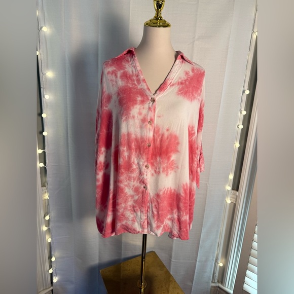 Material Girl Red and White Oversized Button Down Shirt - Picture 1 of 8